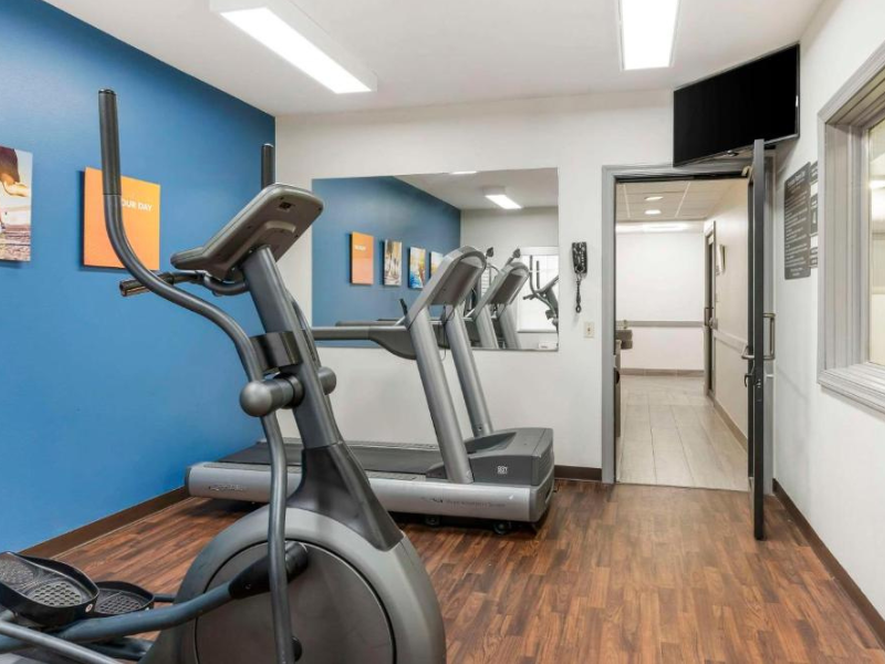 Comfort Suites Elgin Fitness Center