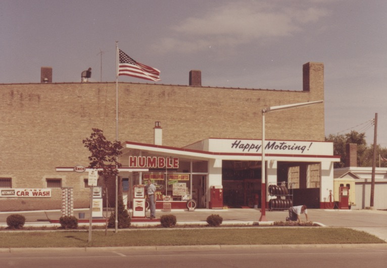 Tri-City Service Stations by Geneva History Museum