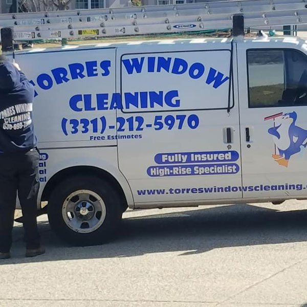 Torres Window Washing Truck